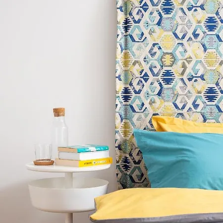 Modern 2bd Flat In Heart Of With Workspace & Ac By Flat Mаnager Apartament